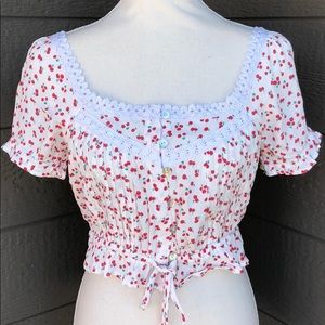 Olivaceous Red Floral Crop Top